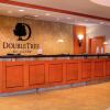 Отель DoubleTree by Hilton Hotel Tampa Airport-Westshore, фото 2