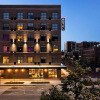 Отель Moxy Omaha Downtown, фото 1