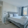 Отель Modern and Luxurious 2 Bedroom Flat - Barons Court, фото 3