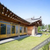 Отель Jeju Daemyoung Hanok Pension, фото 1