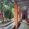 Отель OYO Life 1972 Aman Family Inn Syariah, фото 14