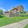 Отель Historic Illinois Home Near Mississippi River, фото 13