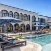 Отель Wyndham Hoi An Royal Beachfront Resort & Villas, фото 17