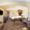 Отель La Quinta Inn & Suites by Wyndham Beeville, фото 11