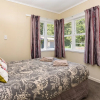 Отель Waitangi Beach Unit A, фото 4