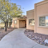 Отель Tranquil Green Valley Townhome w/ Mtn Views!, фото 1