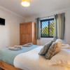 Отель Hazelglade Cottage - Hot Tub Games Room Pet Friendly, фото 3