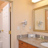 Отель Staybridge Suites Calgary Airport, an IHG Hotel, фото 9