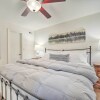 Отель Sapphire Condo w/ Resort Amenities - Walk to Lake!, фото 4