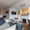 Отель JOIVY Stylish 2-bed Flat w/ Terrace Near Battersea Park, фото 7