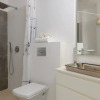 Отель Spacious Modern Apt 1 Step To Beach, фото 5