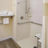 Отель Hampton Inn & Suites Mansfield, фото 5