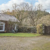 Отель Royal Oak Farm Cottage, фото 15