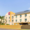Отель Comfort Suites McAllen, фото 1