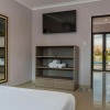 Отель NEW 6BR Villa w Pool Across Street Palmbeach, фото 4