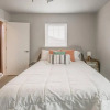 Отель Cozy Condo Close to Everything, фото 2