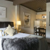 Отель Yamnuska Suites, фото 16