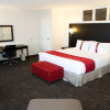 Отель Holiday Inn & Suites Red Deer South, фото 3