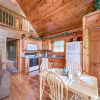 Отель Cubs Cove - One Bedroom Cabin, фото 9