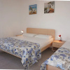 Отель Three-room Apartment a Stone's Throw From the sea, фото 2