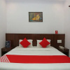 Отель OYO 23240 Hotel Pramod Palace, фото 14