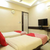 Отель OYO 4264 Jog Centre, фото 6