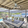 Отель Lavish Holiday Home w/ Lanai & Heated Outdoor Pool, фото 15