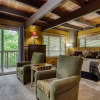 Отель Gatlinburg Views A Unique Cabin Mountain Views Expansive Decks Adjacent To Gatlinburg & Ski Lodge 1 , фото 18