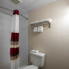 Отель Red Roof Inn Neptune - Jersey Shore, фото 8