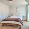 Отель Modern Munds Park Cabin w/ Deck: Hike, Bike & Ski!, фото 12