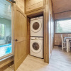 Отель Wanderer by Avantstay Sleeps 34, A+ Custom Smokies Cabin, фото 31
