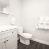 Отель Modern 3BR Unit on Jessie Ave With Insuite Laundry, фото 6