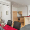 Отель QV Attractive Princes Wharf West Apt - 423, фото 2