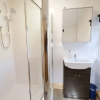 Отель Merlins Cabin - 2 Bed - Blaen Cedi Farm, фото 8