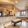 Отель High Meadow by Avantstay Alpine Views w/ Indoor Pool, Hot Tub & Open Floor Plan, фото 5