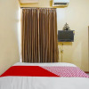 Отель OYO 91743 Choirul Residence, фото 11