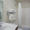 Отель Candlewood Suites Appleton, an IHG Hotel, фото 9