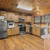 Отель Dancing Bear Lodge 6 Bedrooms 6 Bathrooms Home, фото 28