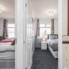 Отель Cosy 3 Bedroom Home With Wifi, Parking & Garden, фото 7
