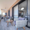 Отель Stylish 1BR Beach-Front Apt w Sea View, фото 11