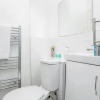 Отель Stunning 1-bed Apartment in London Lewisham, фото 7