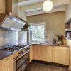 Отель Attractively Renovated Farmhouse From Around 1700, фото 2