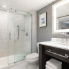 Отель Embassy Suites by Hilton Toronto Airport, фото 30