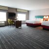 Отель Hampton Inn & Suites St. Clairsville, фото 10