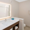 Отель Holiday Inn Express & Suites Detroit - Farmington Hills, an IHG Hotel, фото 8