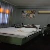 Отель OYO 857 42 Loft Bed and Breakfast в Бангкоке