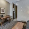 Отель Holiday Inn Express Saskatoon, фото 11