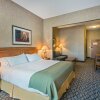 Отель Holiday Inn Express & Suites Saskatoon, an IHG Hotel, фото 3