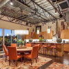 Отель Urban Living By Signature Vacation Rentals, фото 16