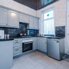 Отель Stunning Three Bed House in Bradford, фото 6
